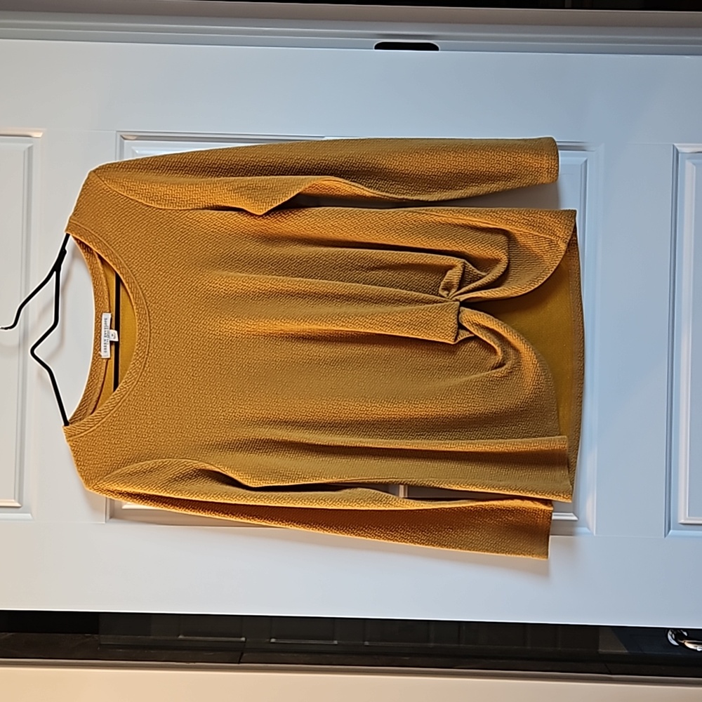 Women's Long Sleeve Top